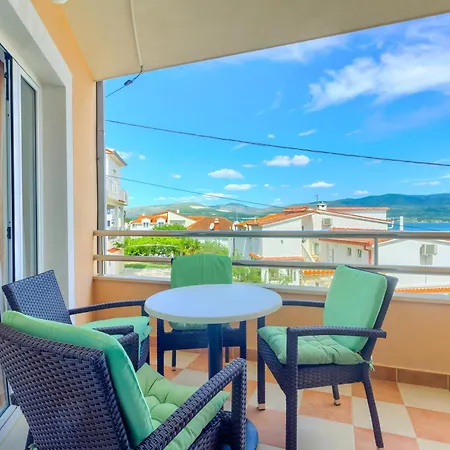 아파트 Jela 트로기르